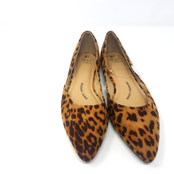 Time & Tru Leopard Print Pointy Toe Flats Slip-on Shoes Women's Size 8.5 NEW - Picture 2 of 6